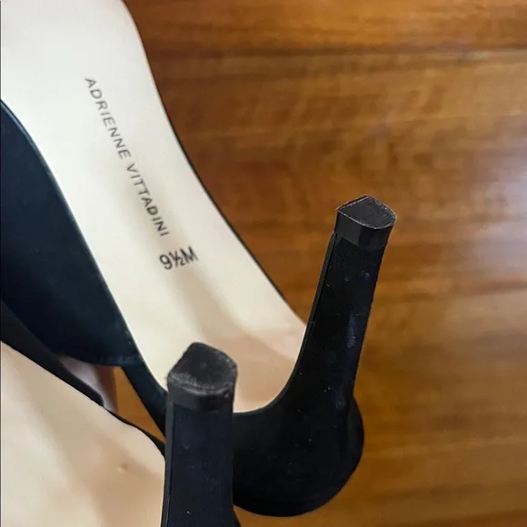 Like new Adrienne Vittadini Black Suede Mules - Picture 13 of 16